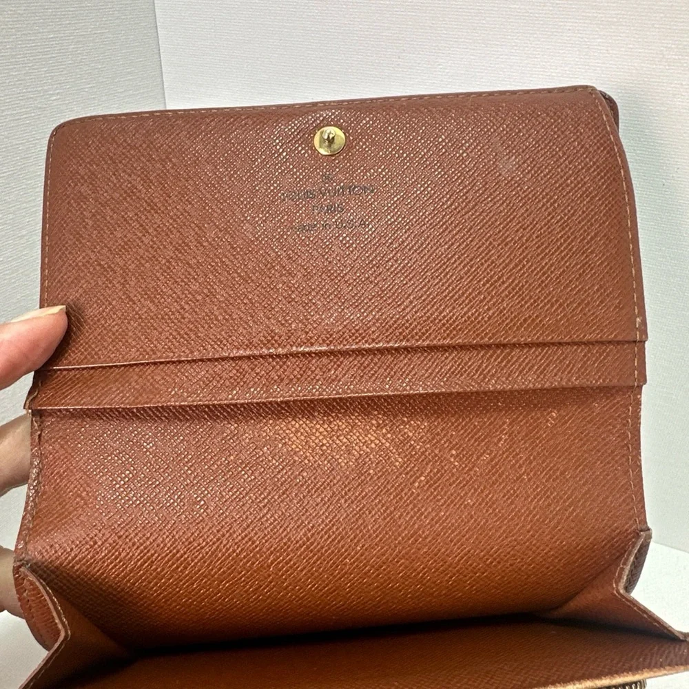 Louis Vuitton Dark Brown Monogram Wallet - Picture 6 of 8